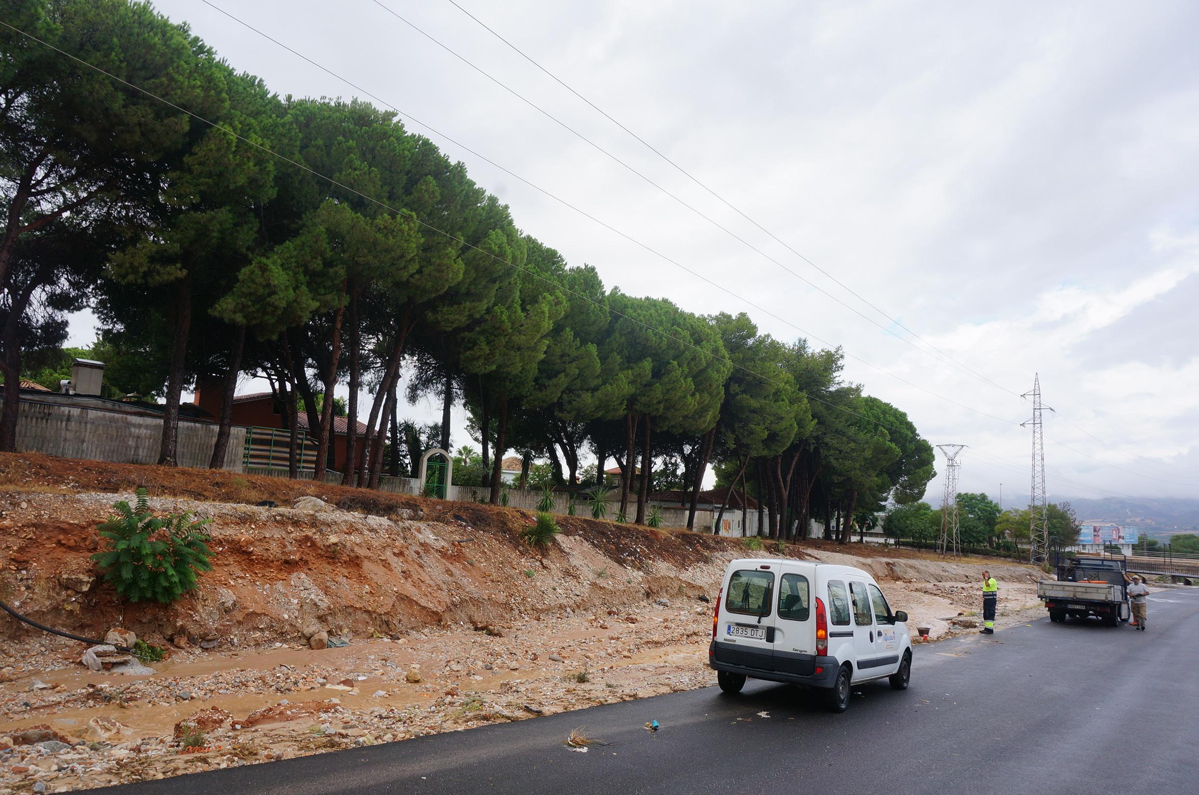 El Ayuntamiento impulsa la mejora de 13 caminos en varias zonas