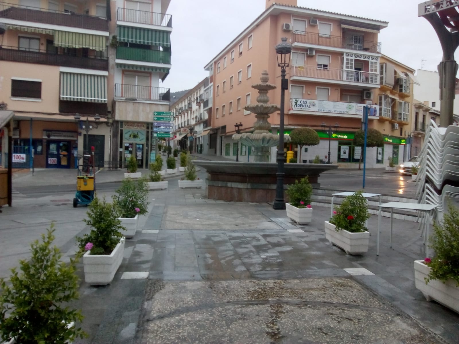 nuevos maceteros plaza San Sebastian 2