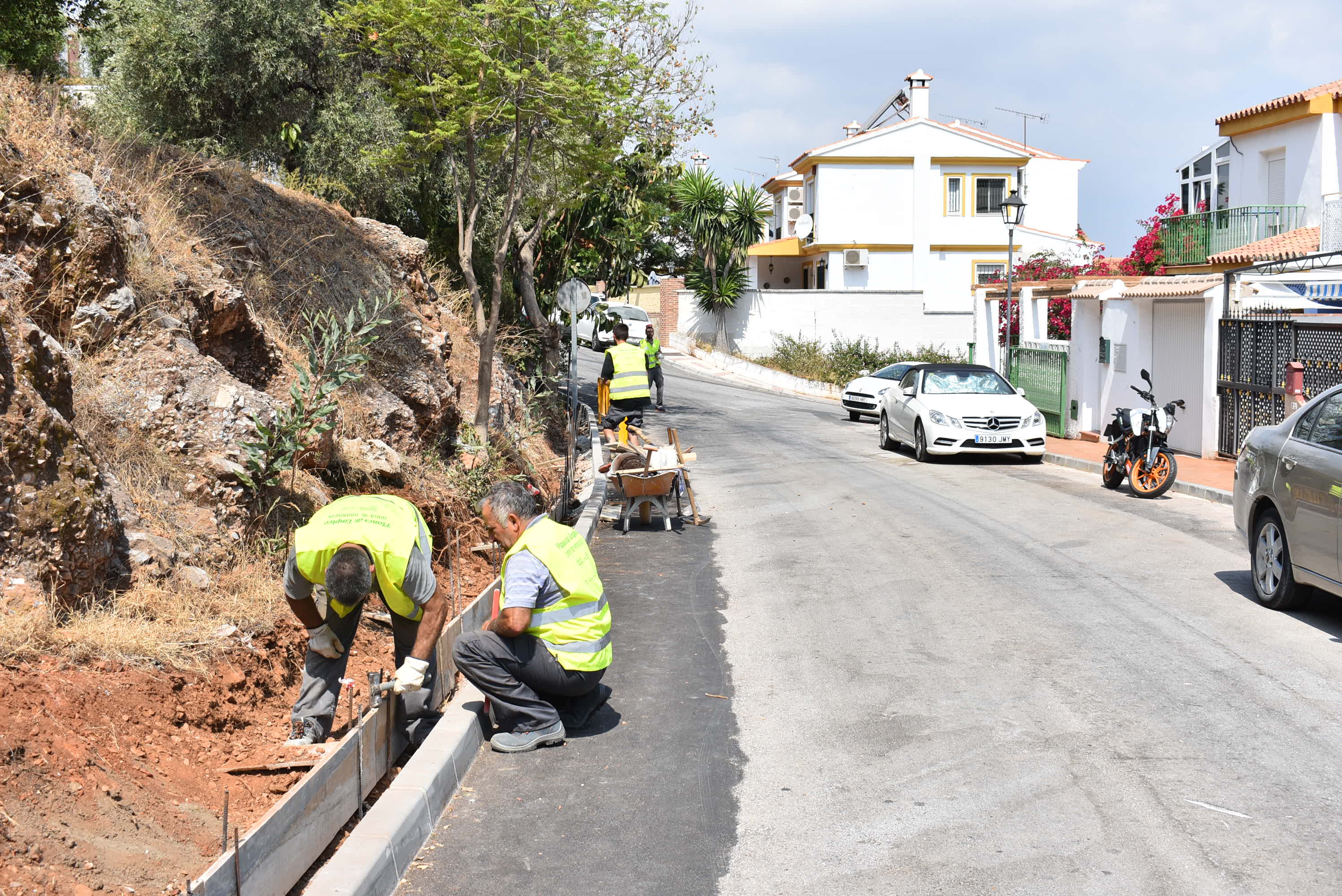 obra murete calle almonte